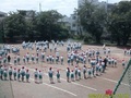 1年生と6年生の玉入れの練習です。