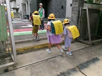 久しぶりの学校でしたが、どの児童もいい表情で下校していきました。
