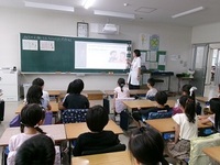 栄養教諭の佐藤先生と一緒に勉強📚